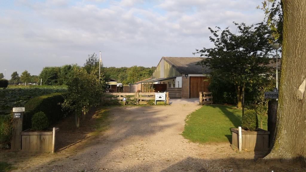 Camping En Vakantiewoning 'Ut Tumpke' Kessel  Luaran gambar